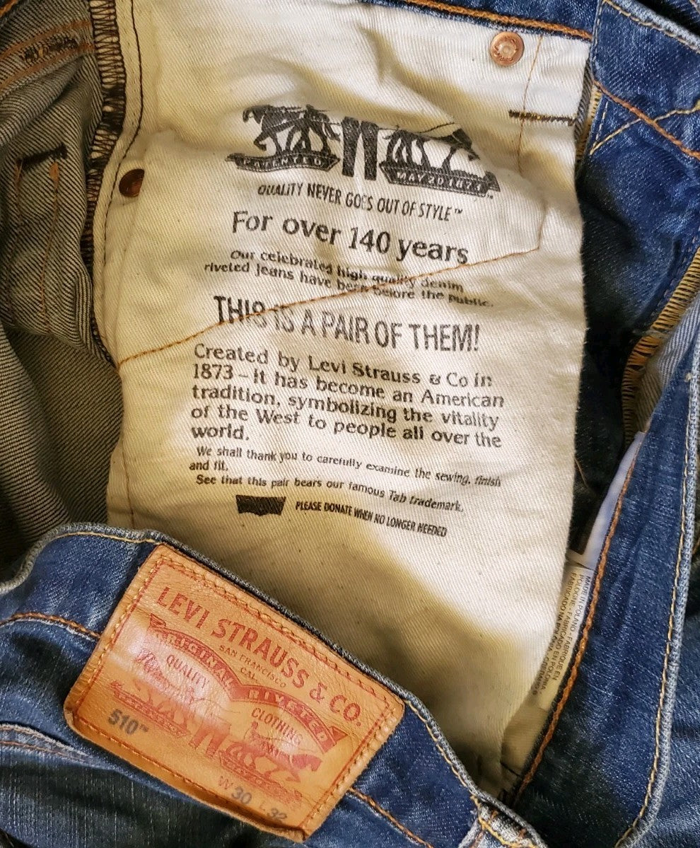 44372529
