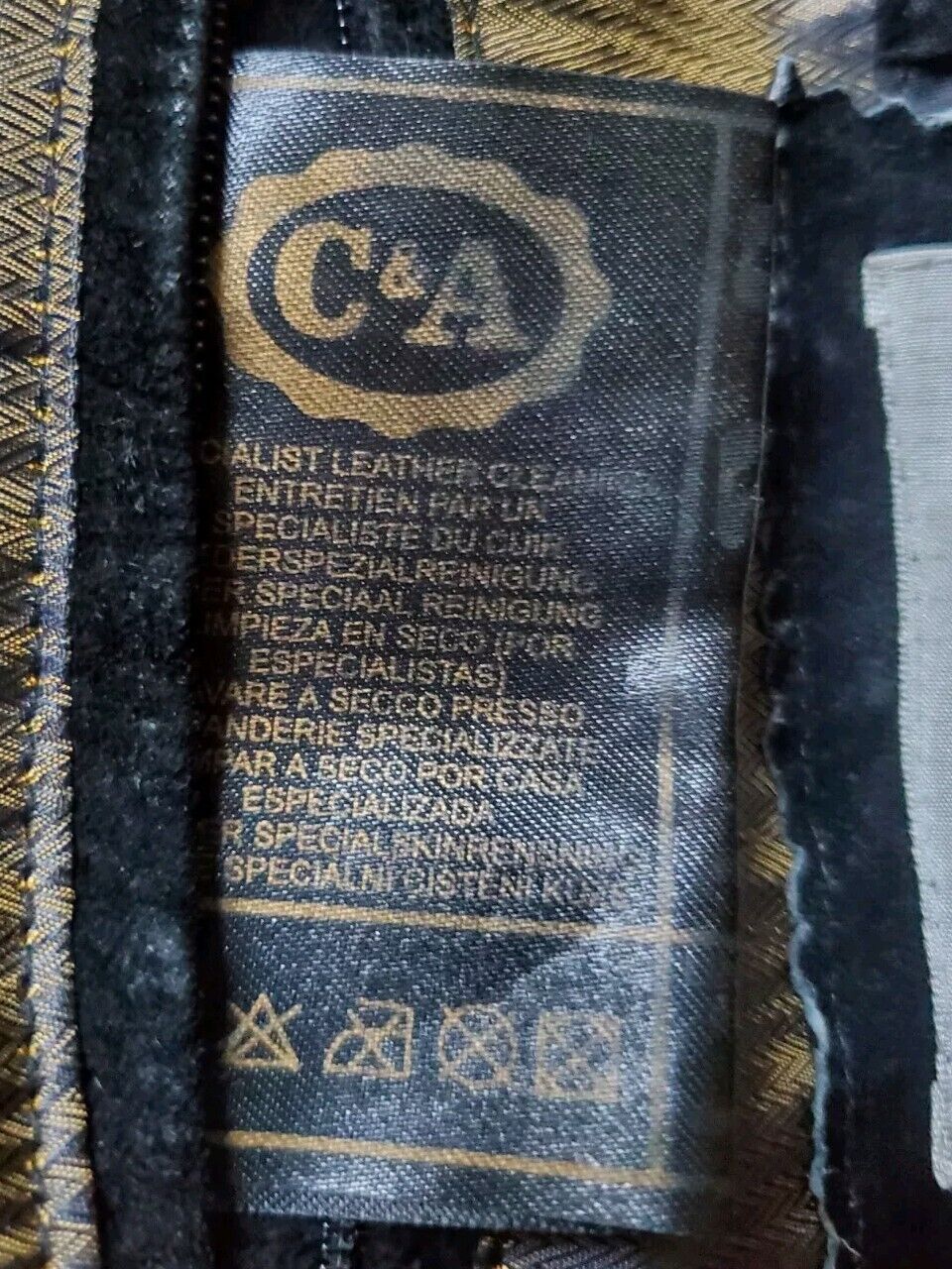 43779728
