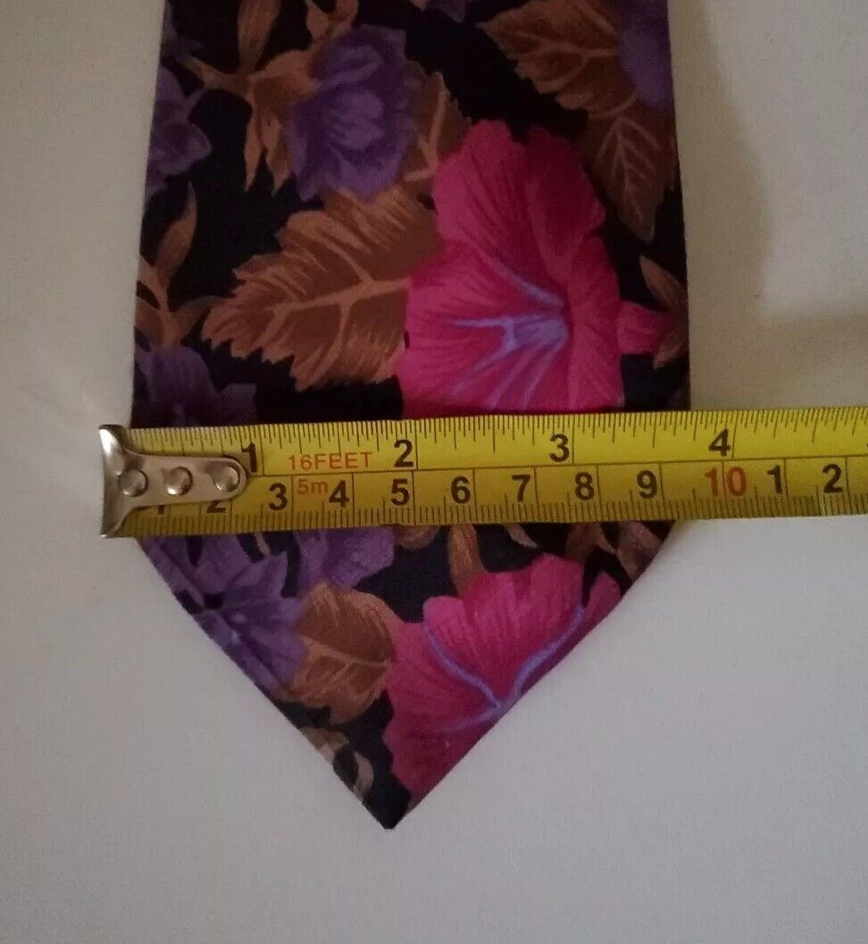 VINTAGE WOODS GREY TIE Made in England Genuine 1990's
