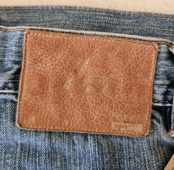 47282300
