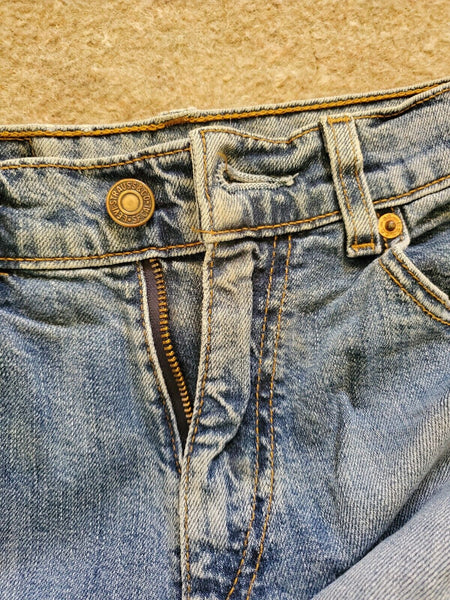 LEVIS 525 Cropped Jeans Womens W26 L24 vintage blue denim red tab