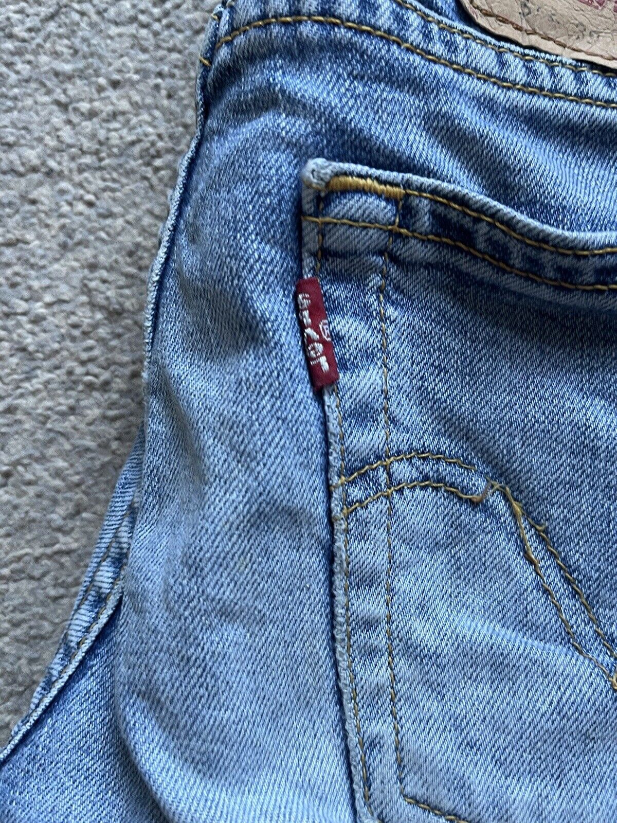 LEVIS 524 Jeans Mens W 28 L 30  Vintage Blue Denim Red Tab Regular Fit A123