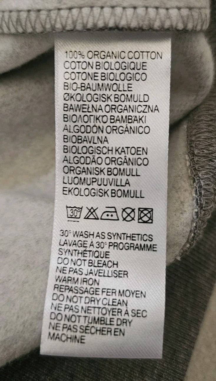 47033191