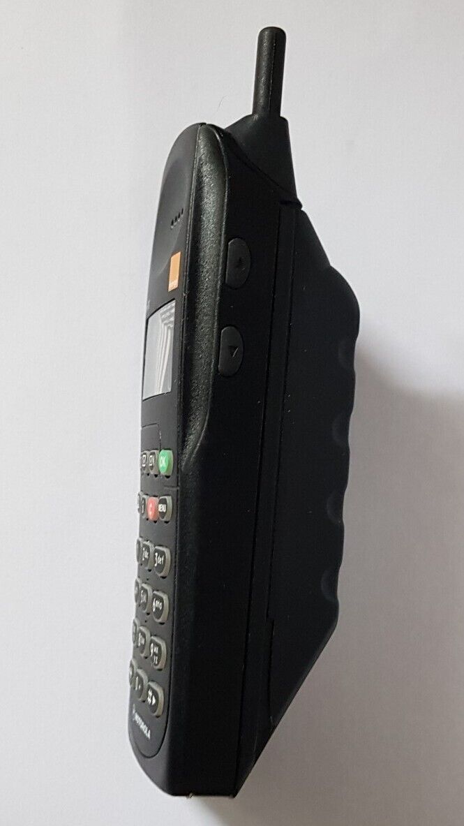 Vintage Motorola MR30 Mobile Phone No Charger So Untested