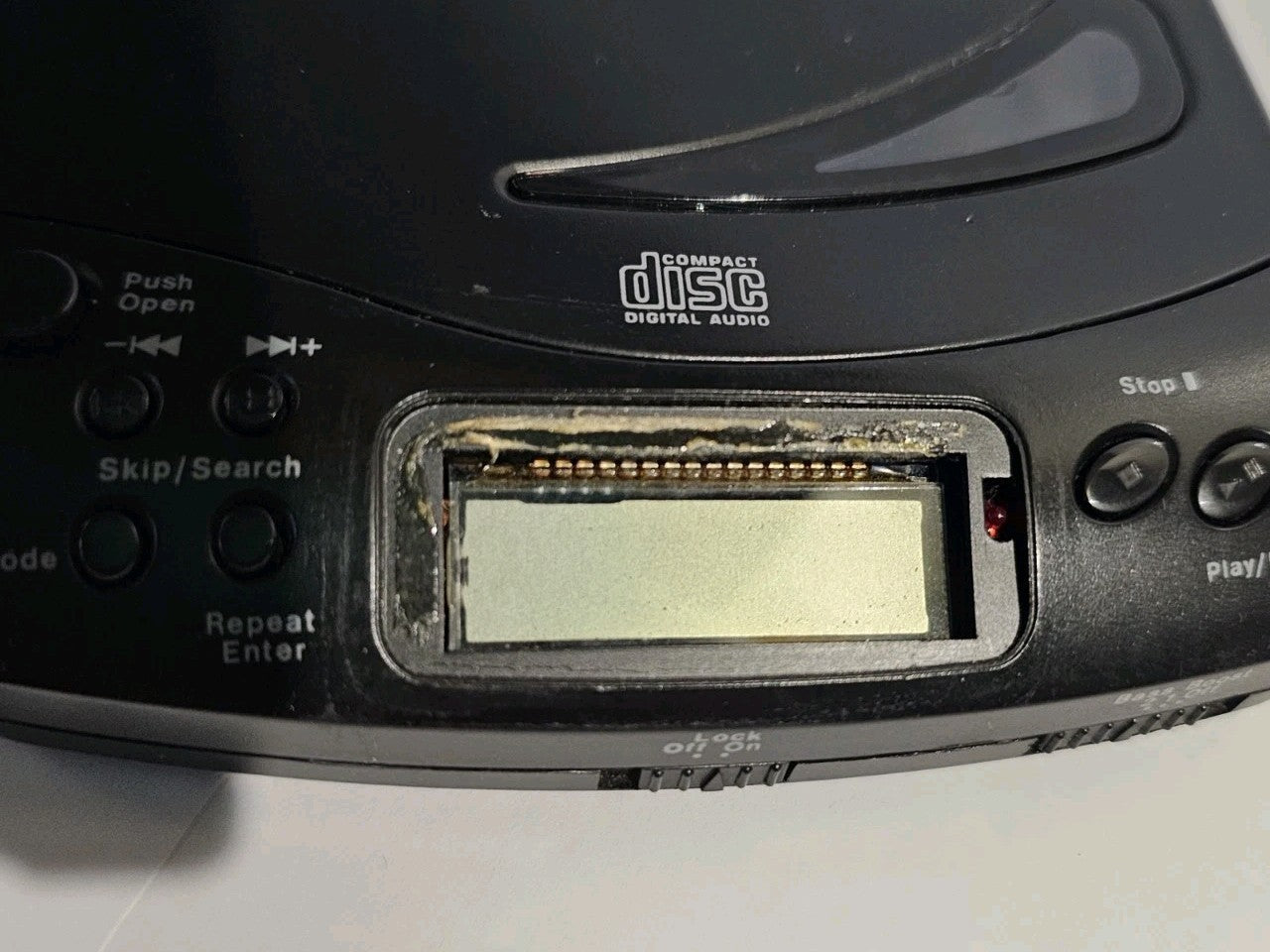 46971570