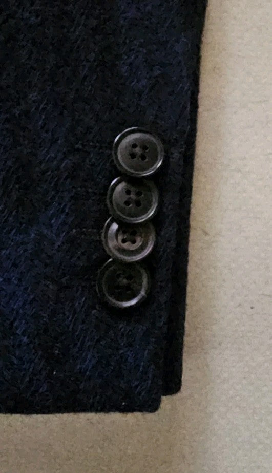 47023746