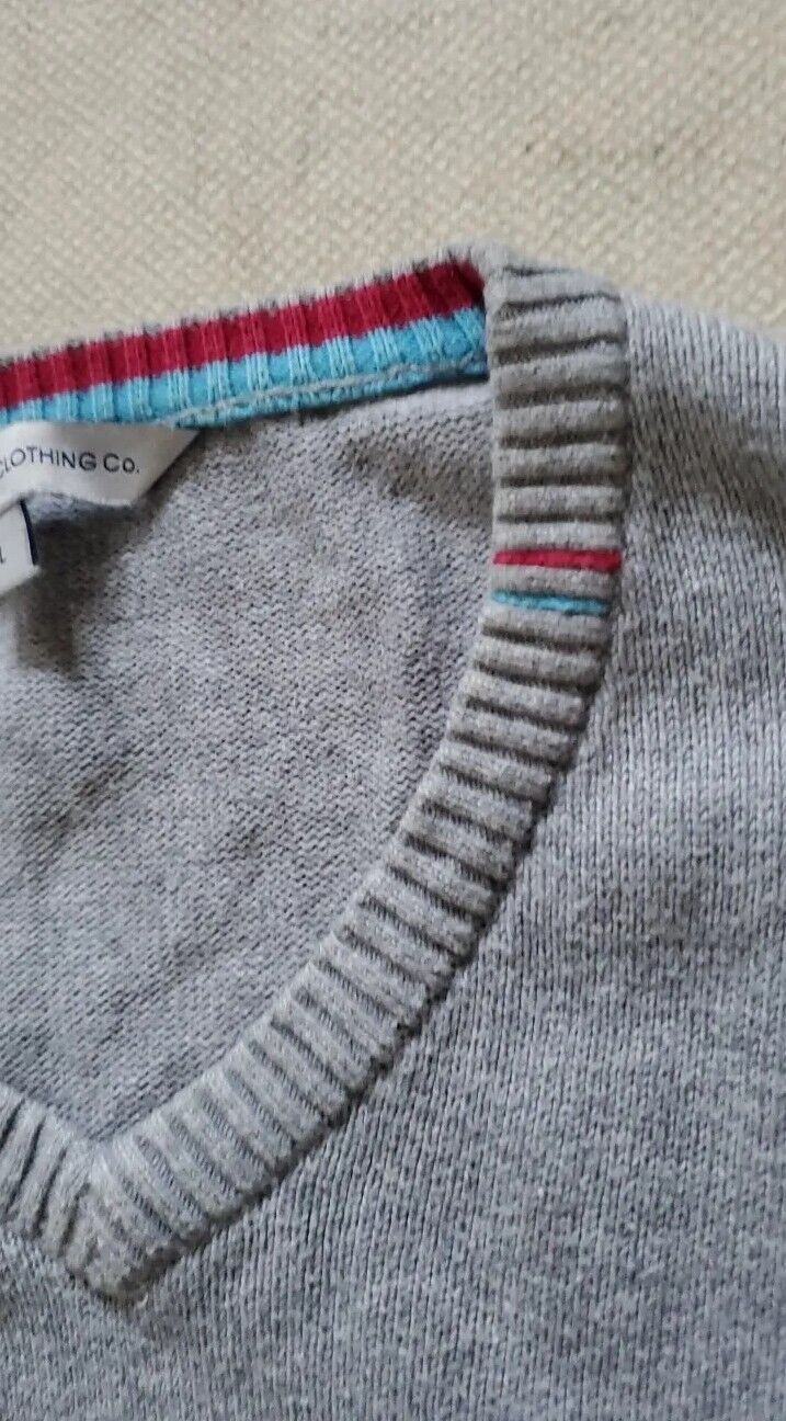CREW CLOTHING Co Jumper Sweater Mens L Reg Fit Pale Grey Cashmere Blend V Neck