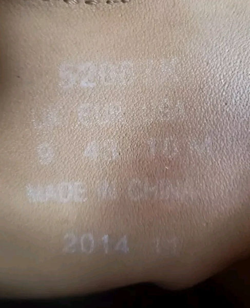 44372996