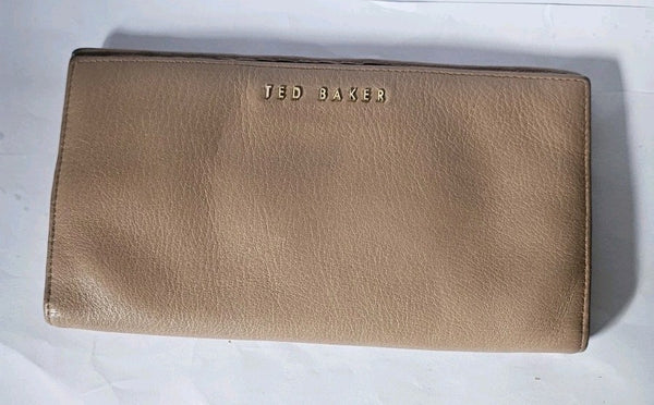 47554929