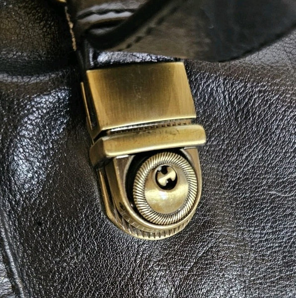 47712502