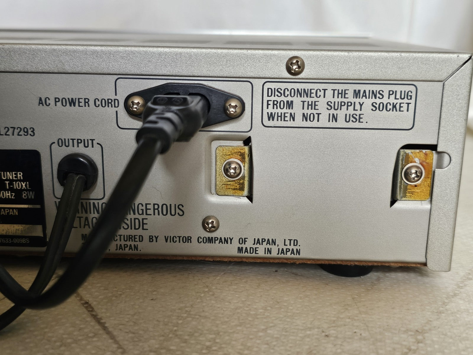 47558940