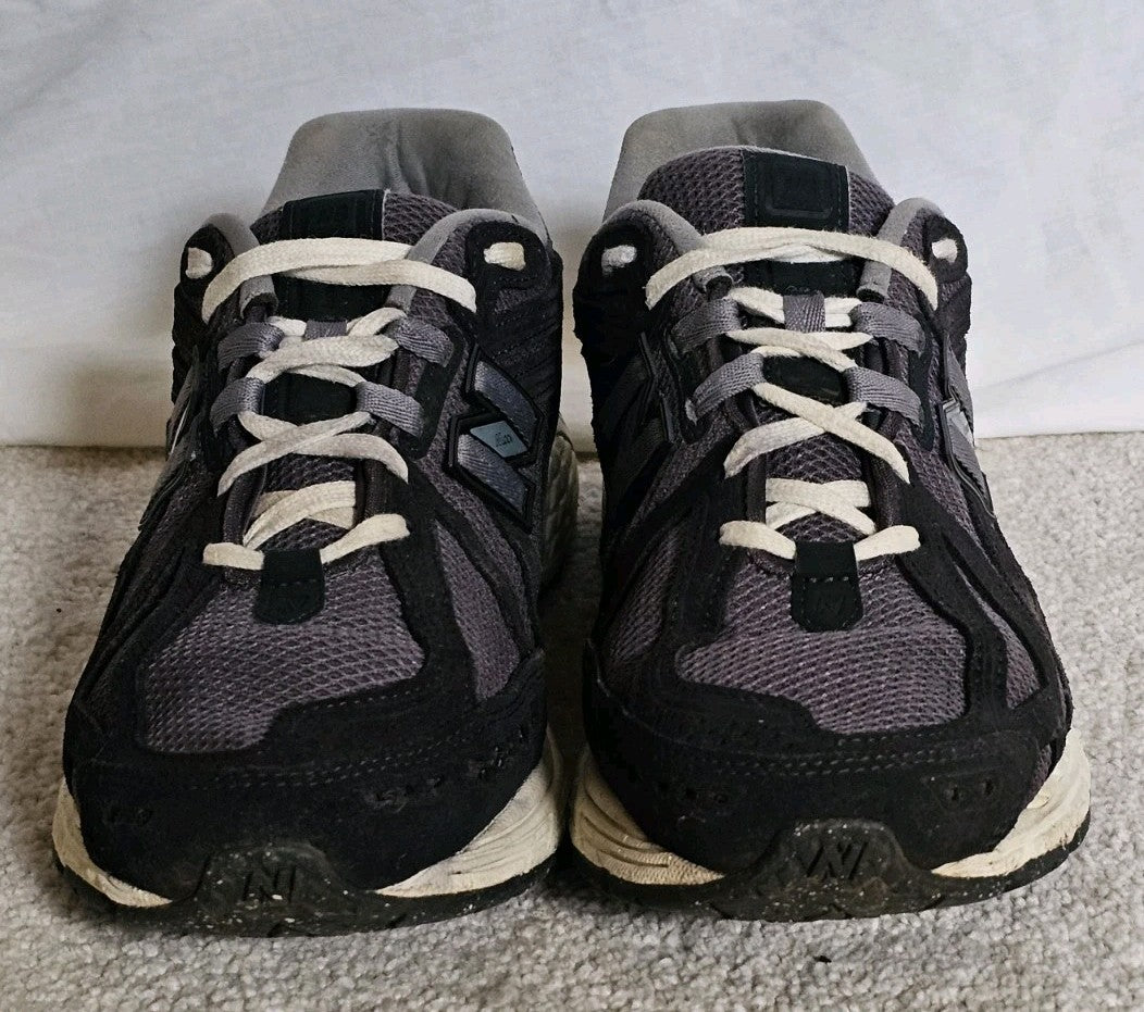 46828135