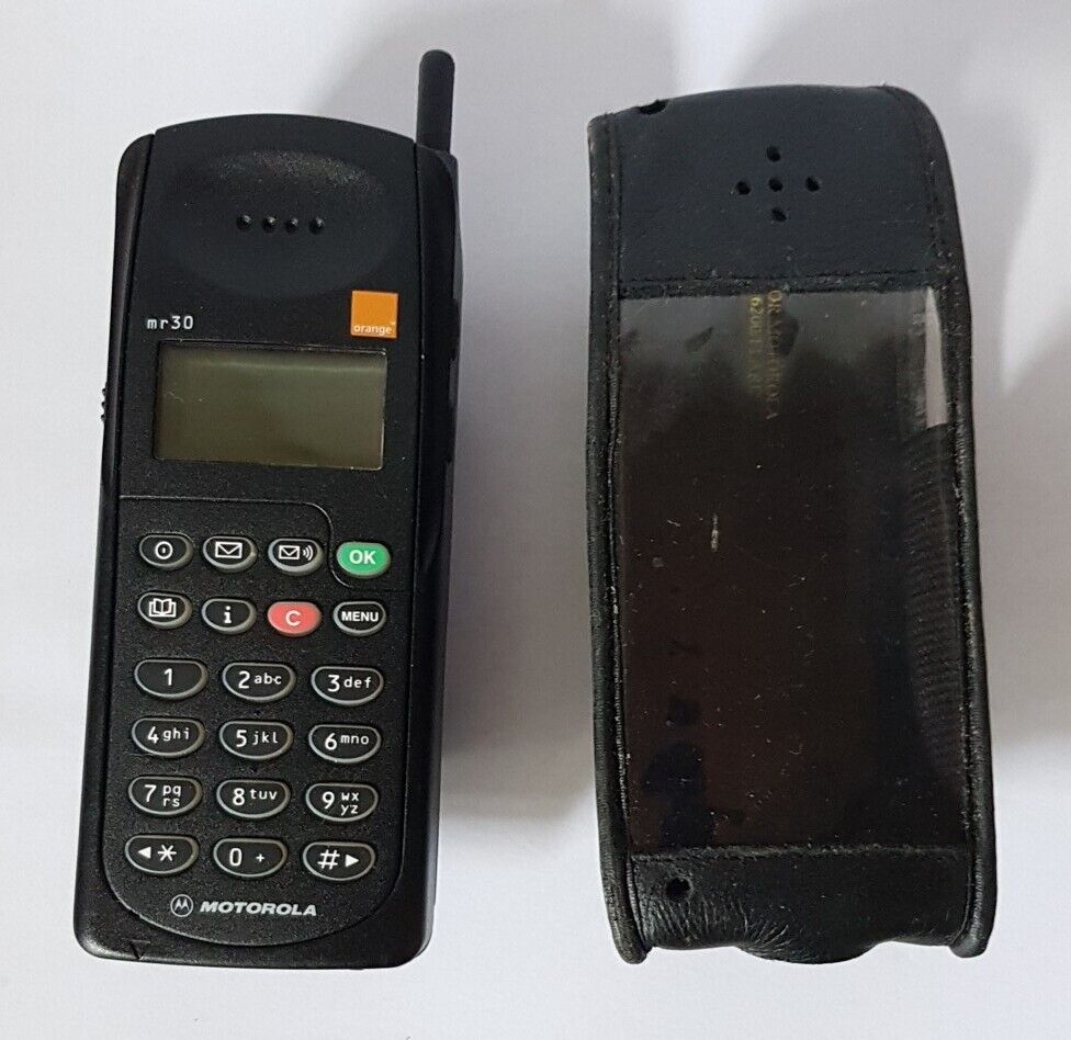 Vintage Motorola MR30 Mobile Phone No Charger So Untested