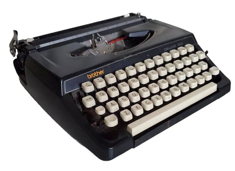 Vintage Brother Typewriter Deluxe 220 Japan 70's - Display Prop Spares Or Repair