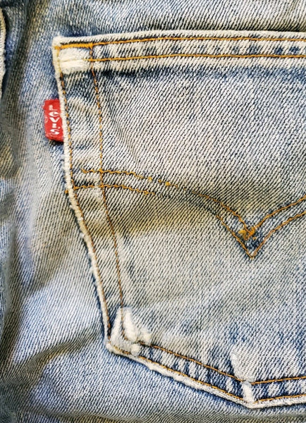 44372527