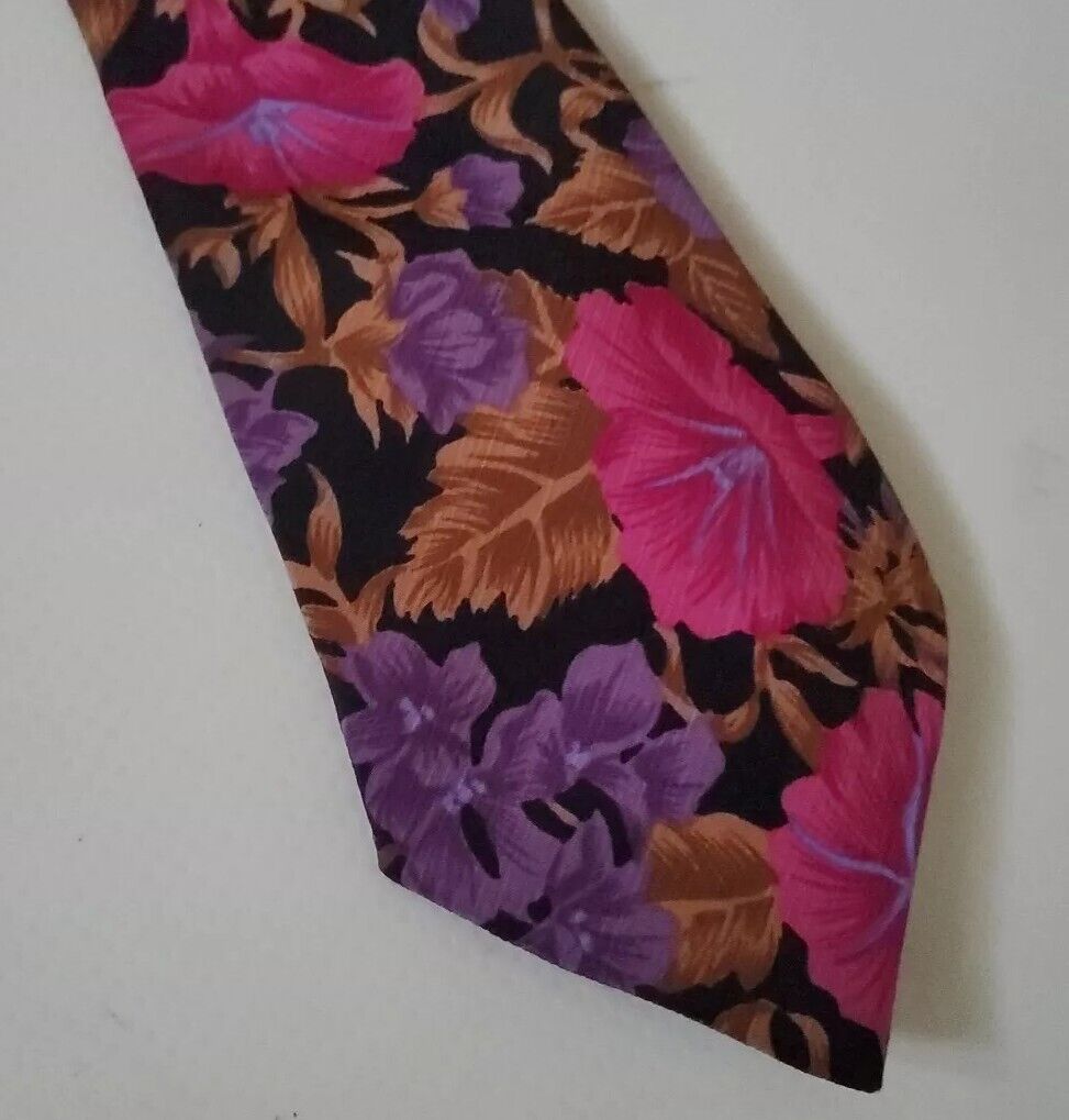 VINTAGE WOODS GREY TIE Made in England Genuine 1990's