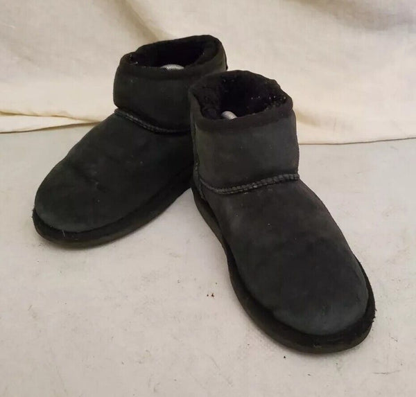 UGG Boots Classic Short Black Suede Shearling Lined Uk 3 Eu 36 Vintage Y2K