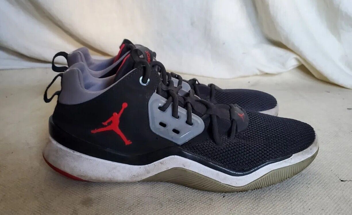 Jordan DNA Trainers Sneakers Mens UK 8 EU 42.5 Black Gym Red Cement Grey Flyknit