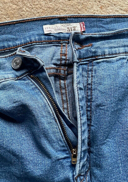 Womens Levis Jeans 512 Loose Fit W 32 L 28 Blue Denim Red Tab C2