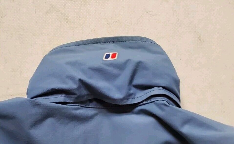 Berghaus Jacket Coat Womens 14 Aquafoil Blue Foldaway Hood Mesh Lined Waterproof
