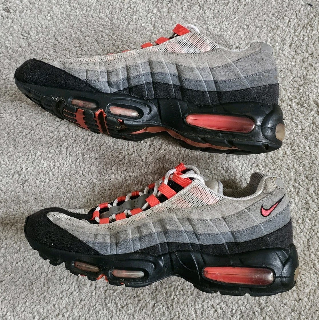 46727537