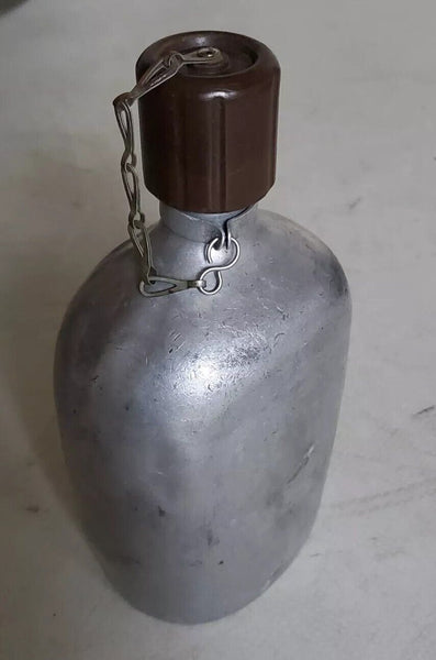 US ARMY Water Bottle Canteen Cup Cover and Belt - Vintage 1970's WBG 60 Vietnam
