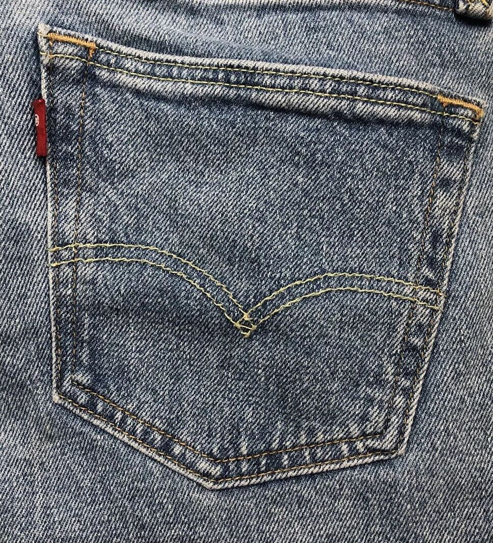44092996