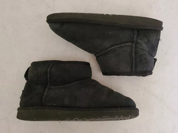 UGG Boots Classic Short Black Suede Shearling Lined Uk 3 Eu 36 Vintage Y2K
