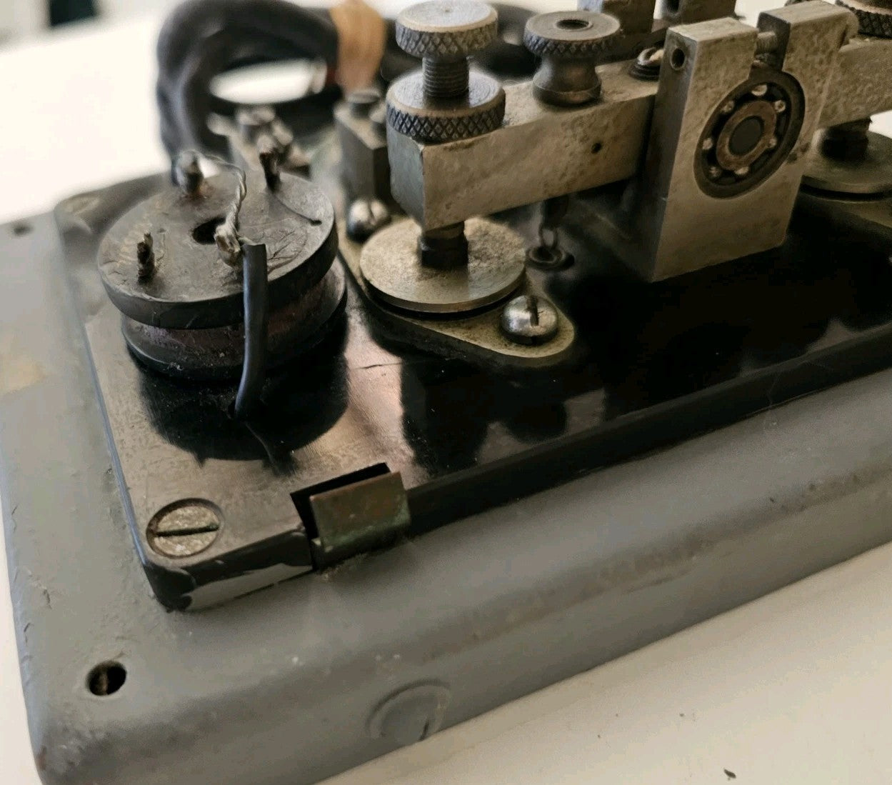 47739837