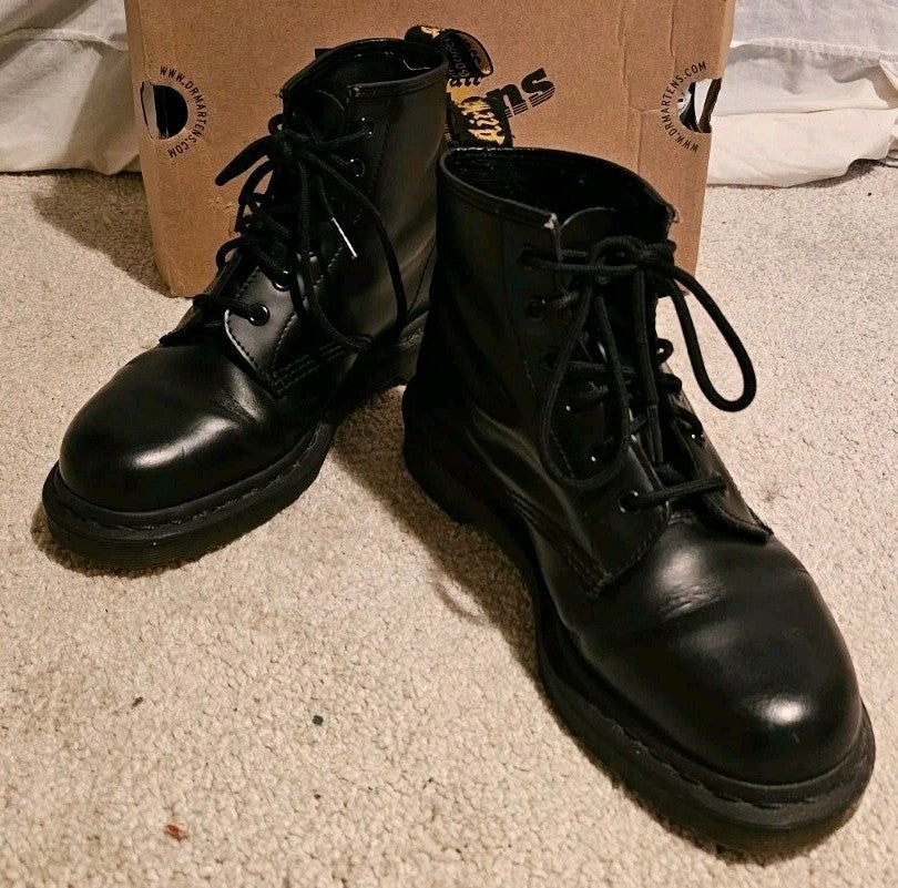 47008084