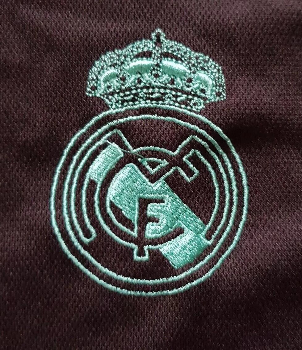 Ronaldo 7 Real Madrid 2017 18 Away  Shirt Mens L Black Champions Gold Patch