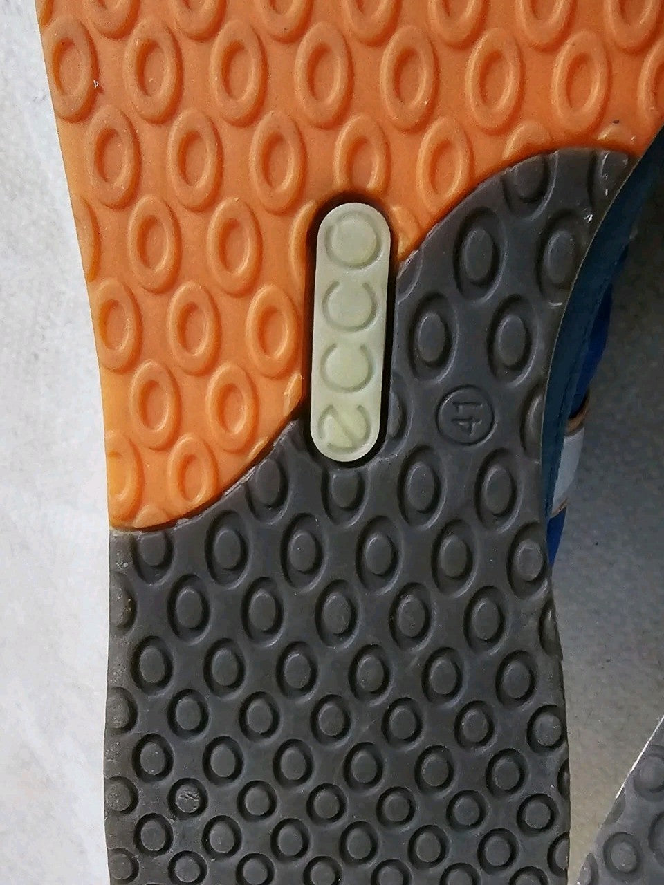 46184418