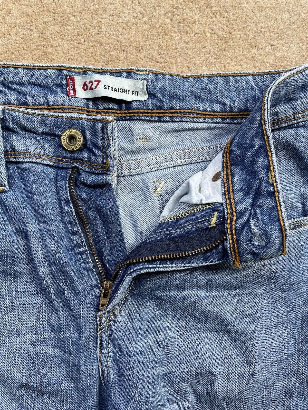 Womens Levis Jeans 627 Straight Fit W 27 L 34 Blue Denim Red Tab C6