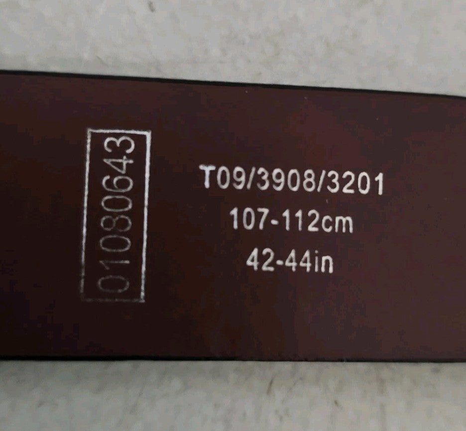 47022440