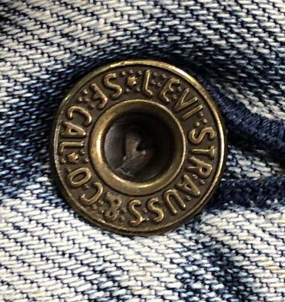 44093040