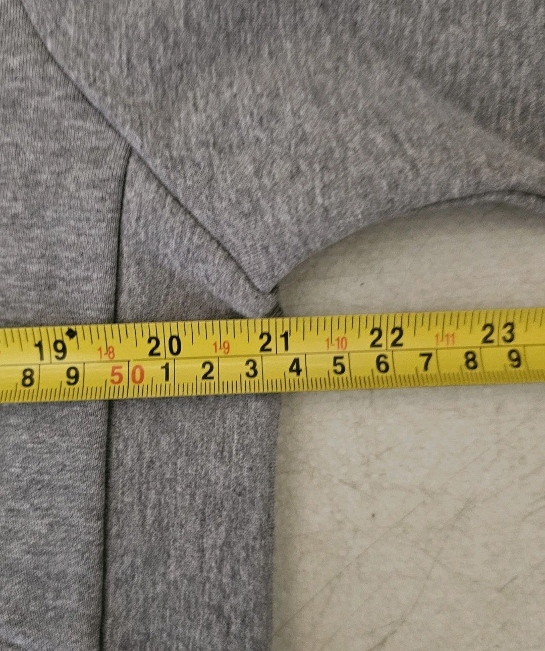 47033191