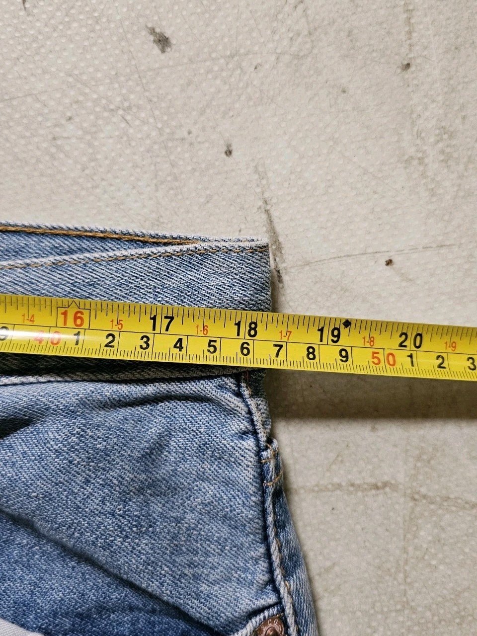 47900121