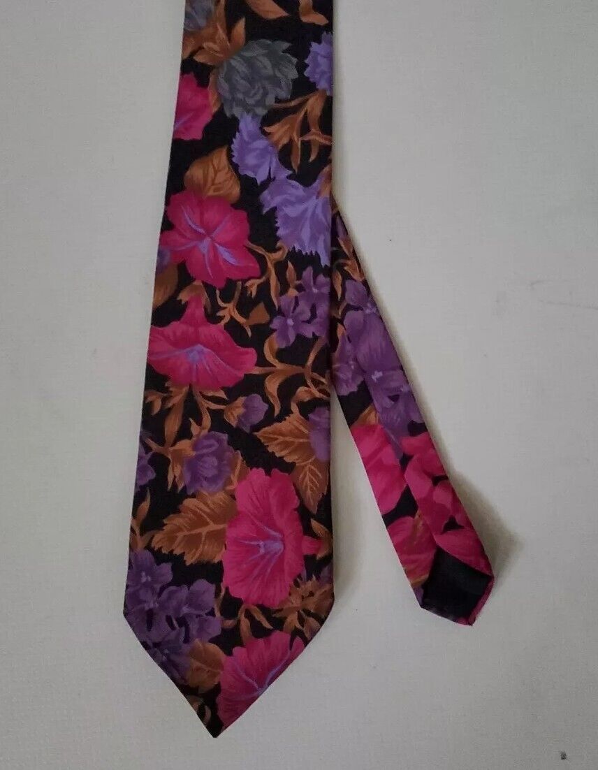 VINTAGE WOODS GREY TIE Made in England Genuine 1990's