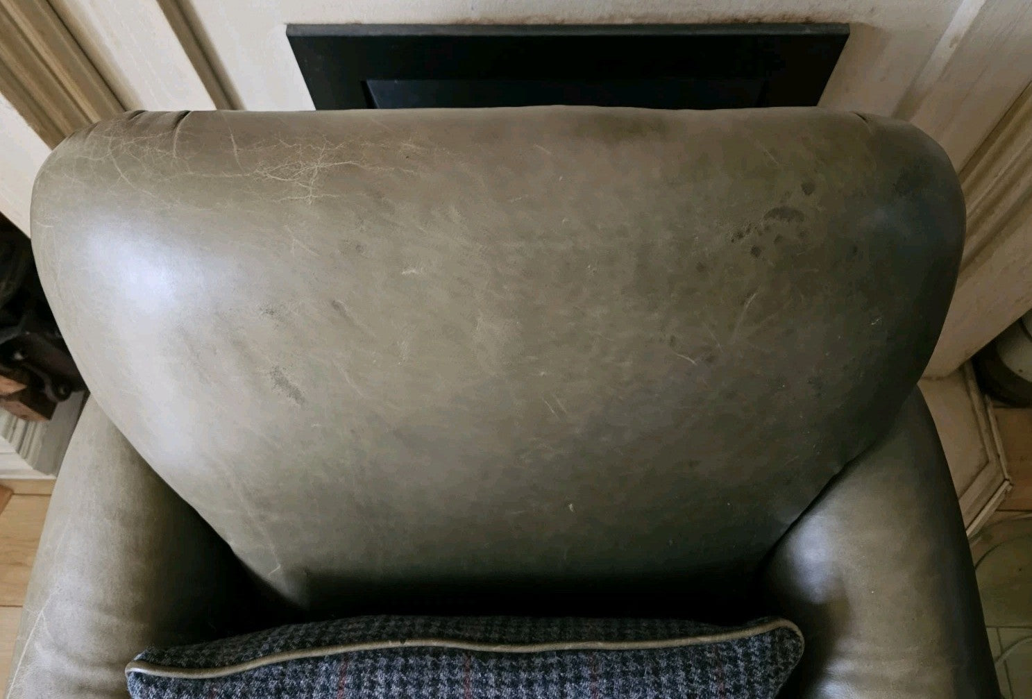 47765834