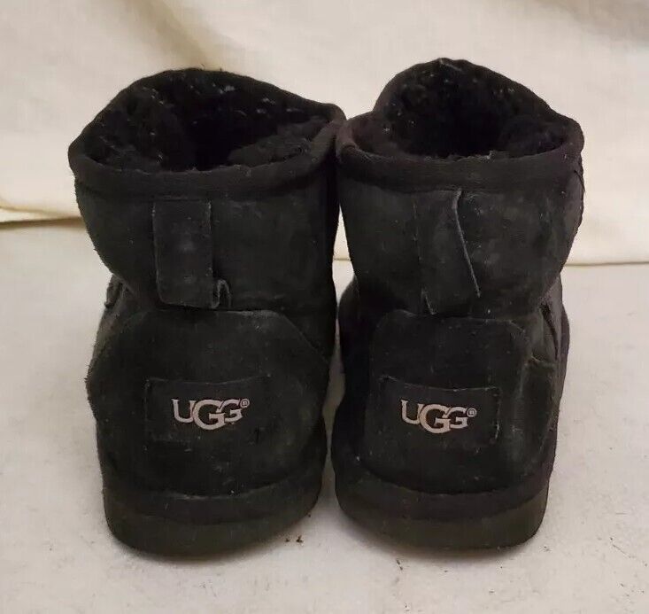UGG Boots Classic Short Black Suede Shearling Lined Uk 3 Eu 36 Vintage Y2K