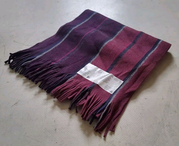 43805908