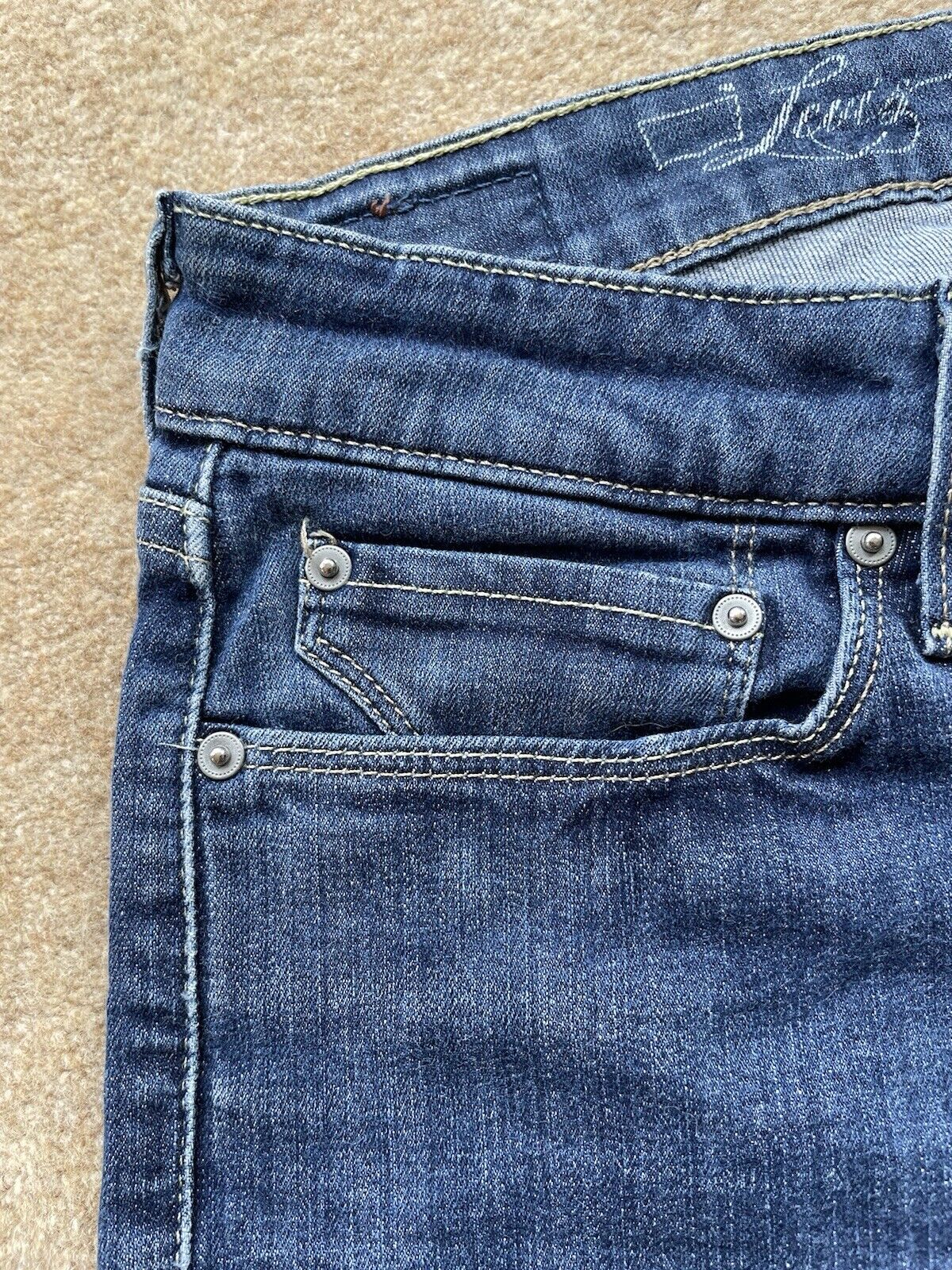 Womens Levis Jeans Demi Curve Skinny W 28 L 27 Blue Denim Red Tab C9