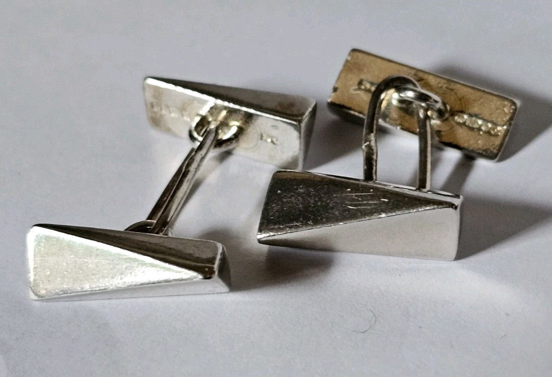 47762046