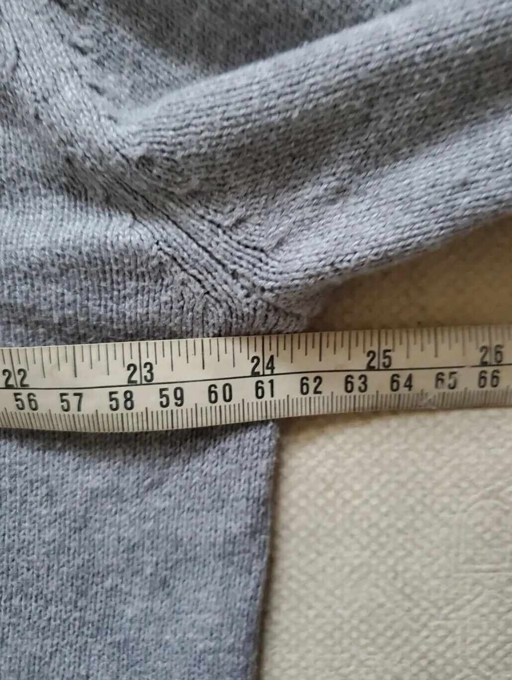 CREW CLOTHING Co Jumper Sweater Mens L Reg Fit Pale Grey Cashmere Blend V Neck