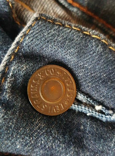 44047962