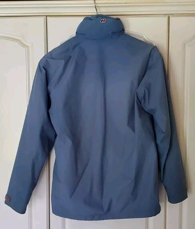 Berghaus Jacket Coat Womens 14 Aquafoil Blue Foldaway Hood Mesh Lined Waterproof