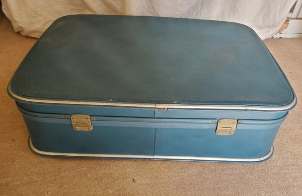 VINTAGE SUITCASE Antler Revelation Mid Sized Blue Original 1950's