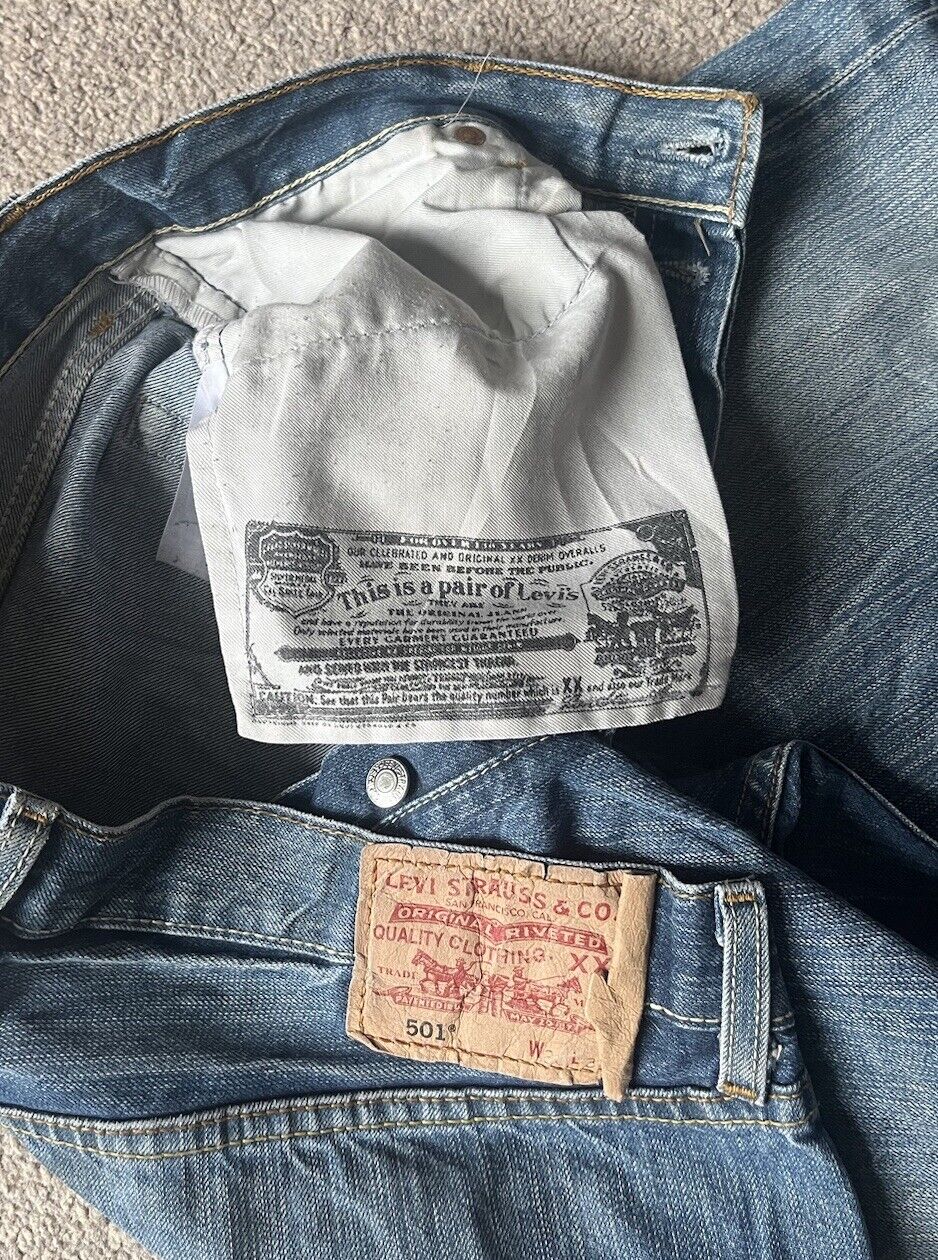 LEVIS 501  JEANS Mens W 36 L 34 vintage blue denim red tab regular fit A90