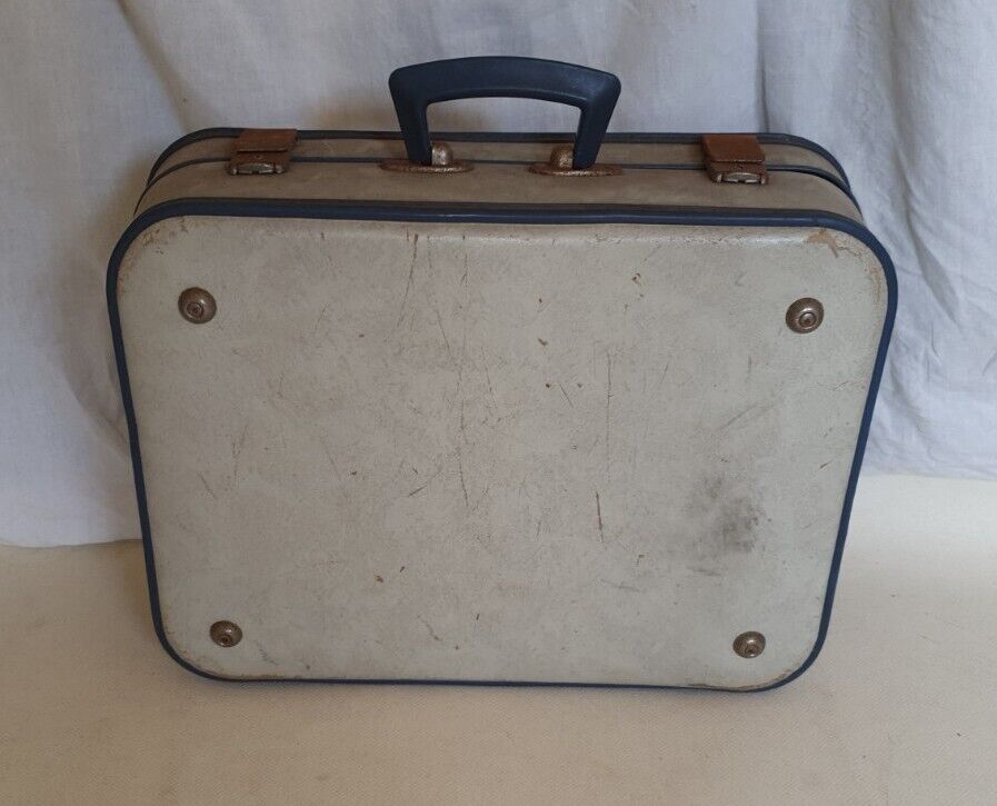 VINTAGE SUITCASE Cream Blue Small Original 1950's - Made In England