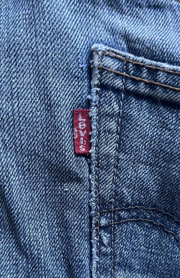 LEVIS 514 JEANS Mens W 32 L 32  vintage blue denim red tab regular fit A73